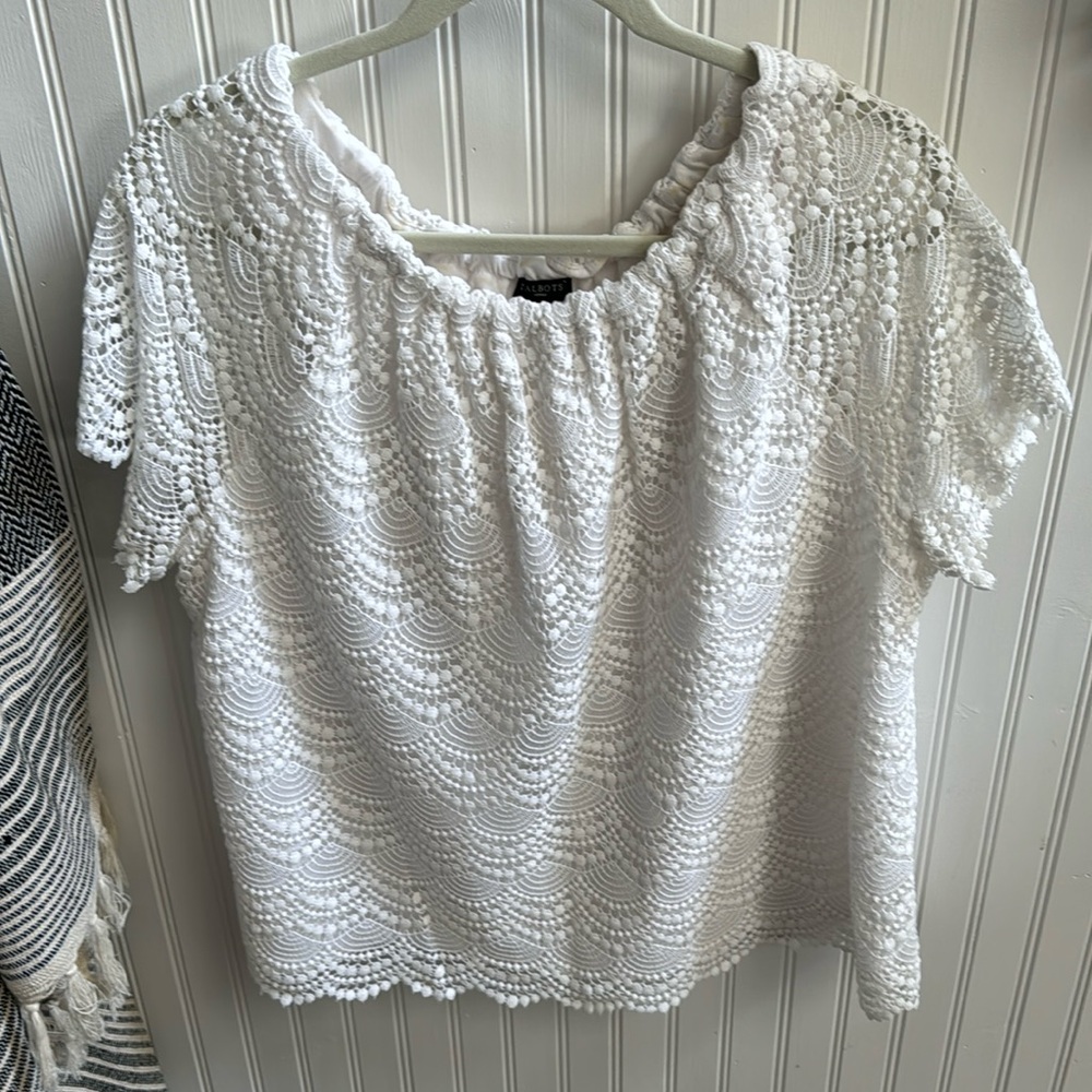 Talbots beautiful white top 2X Lined - elasticized neckline !